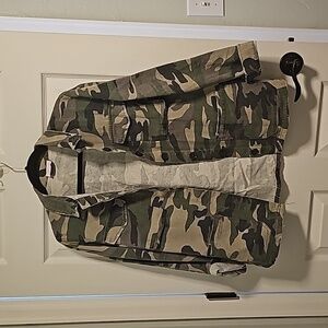 Pink Lily slightly oversized camo jacket. Size small